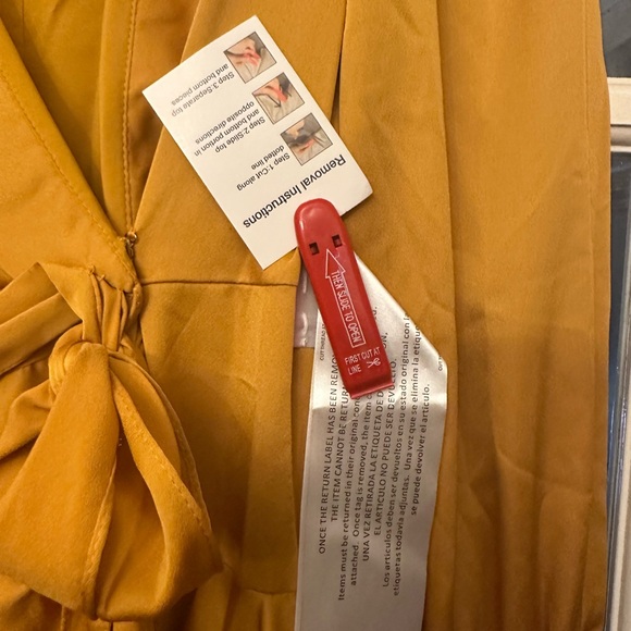 ✔️#69B/89B BNWT MAC DUGGAL DRESS IN MARIGOLD #70135 - Picture 4 of 10